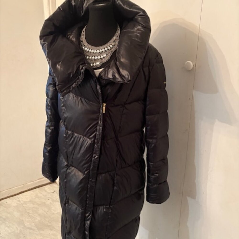 Donna Karan beautiful puffer coat